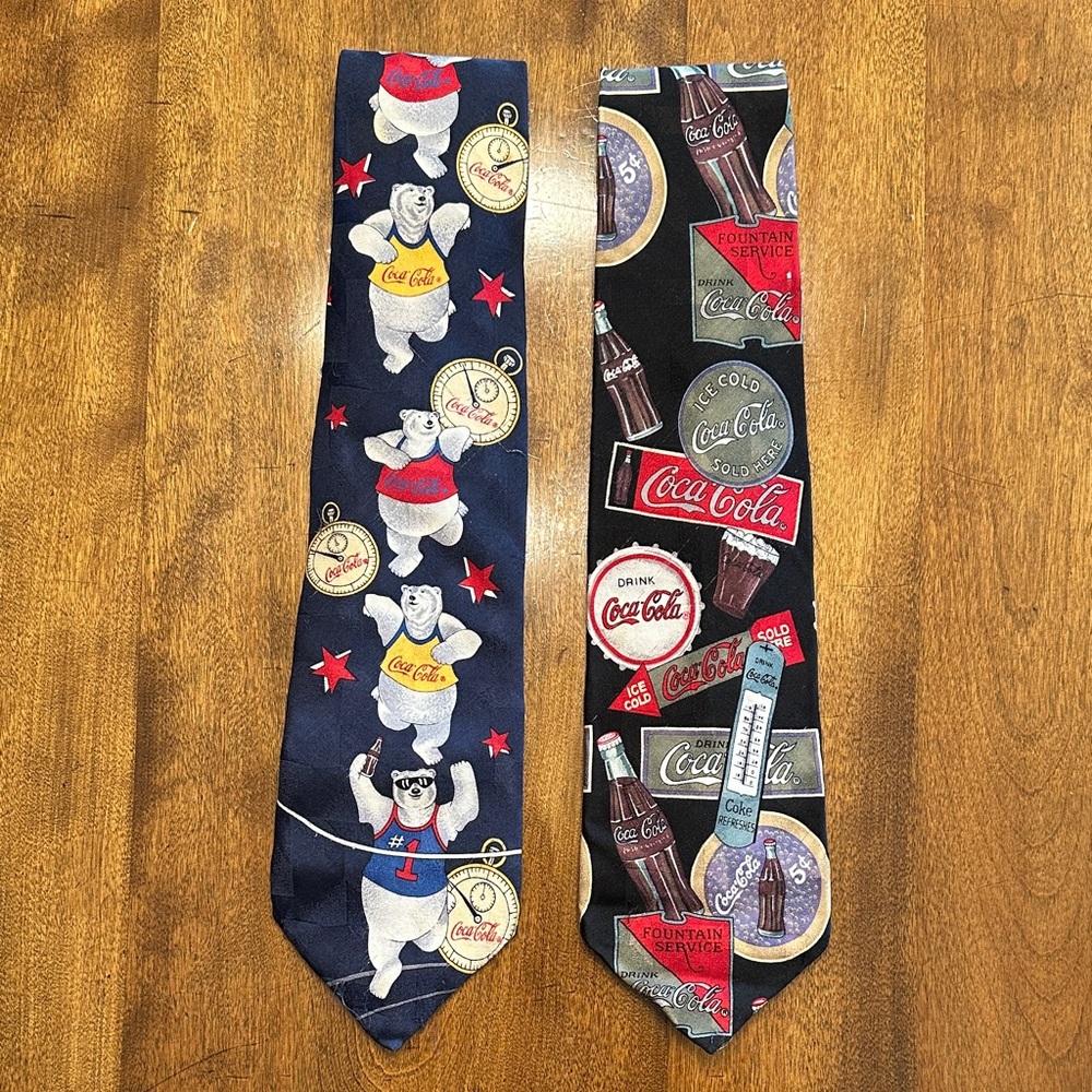 COCA-COLA Polar Bear and Logo Tie Set